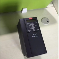 丹佛斯 变频器 FC-051P3K0T4E20HXBXCXXXSXXX 含面板
