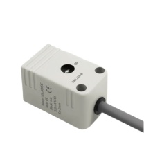 IGIFTFIRE 电感式传感器 PNP-LE20SF05DPC PNP方形