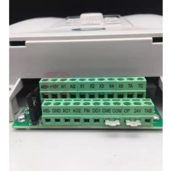 台达 变频器 820-4G/5.5P 380V