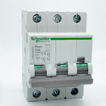 施耐德 Schneider 保护断路器 OSMC32N1D16-1P-16A