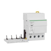 施耐德 Schneider 漏电保护器 A9V56440 4P 40A 30mA A 型