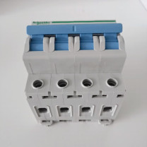 施耐德 Schneider 空气开关EZ7系列家用总闸空气开关断路器 EZ7 1P 10A