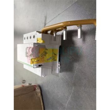 施耐德 Schneider 漏电保护器 Vigi C120/4P/300mA