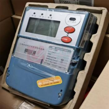 BLKE 电能表 BLKE 4P 0.2S 1.5(6A) 220V/380V 三相四线电子式多功能电能表 适用于DTSD51驱动设备