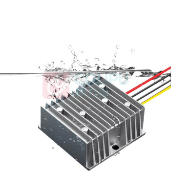 极一 太阳能电源转换器稳压器 9-35V转12V 15A