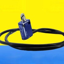 施耐德 Schneider 限位开关 XCMD2102L1
