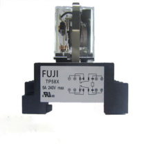 FUJI 小型继电器 HH52P-L 带插座 