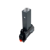 施耐德 Schneider 时间继电器 REXL2TMBD 供电24V 额定电流5A配底座