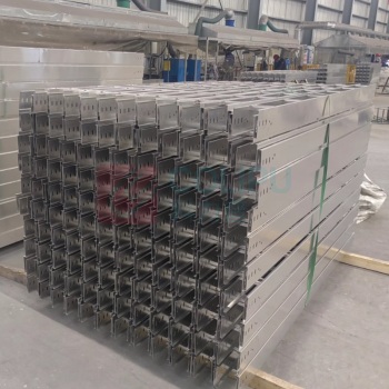 晶事达 电缆桥架 槽式 铝合金 300x200 厚度3.0mm 含配件每米价
