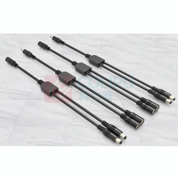汇君 HJUN DC5.5*2.1mm一分二视频监控延长线电源分配线5A12V 一母分二母32cm【5A】 DC-32-1mz2m