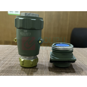 华峰 19芯航空插头插座一公一母 YD32J19TP