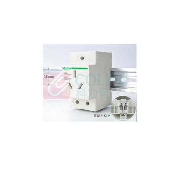 施耐德 Schneider 三孔插座 EA9X310250 250VAC