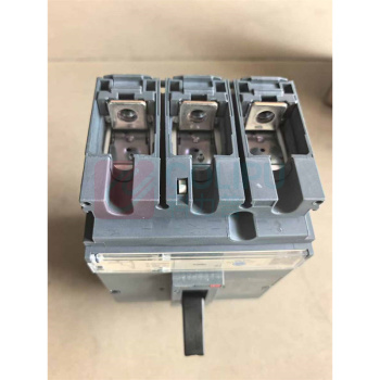 施耐德 Schneider 塑壳断路器 CVS250F TM250D 3P3D 短路保护开关