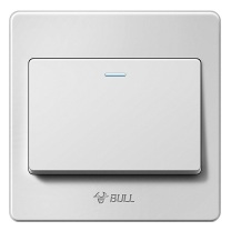 公牛 BULL 开关面板 G07K112C 一开双控开关 86型 暗装 白色 12000981