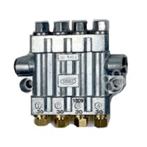 LUERGE 分油器 1进4出 