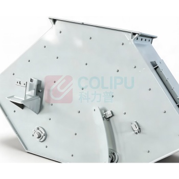安东 气垫带式输送机四通分料溜槽装置 Q3000 4kW电液推杆*2 t=6mm 820kg;溜槽:Q=3000t/h 衬板碳化铬 t=6mm 检修/支撑平台及护栏*1 钢直爬梯:行走安全爬梯*3 堵斗检测*2