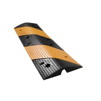 蓓尔蓝 线槽减速带 JXA0111 100*30*5cm (黄黑色) 橡胶电线保护槽 室内外过线板 橡胶大一线槽