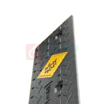 百舸 BAIGE 台阶斜坡垫 橡塑 發字款近实心 100*25*6cm