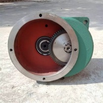 凯澄 吊车大车驱动装置 LD型 20米/分 0.8KW 安装孔距170*120 有齿轮轴,10齿,齿顶圆Ф51.2
