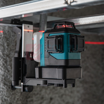 牧田 MAKITA 充电式激光水平仪 SK700D