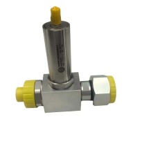 固攀 SF6综合测试仪 GDSS-530-DMO-A 有线SF6在线监测传感器工作功率:<1W防护等级:IP65外壳材质:304不锈钢SF6温度范围:-65℃~85℃SF6 压力范围:0~1Mpa/-0.1~0.9Mpa压力值精度(-40~85℃):±0.5%F.S.温度精度(-40~85℃):±1℃P20值精度(-40~85℃):±1%F.S.