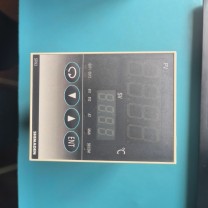 岛电 数显温度调节仪 SR93-8P-N-90-10000