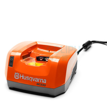 富世华 充电器 QC330 电压 100-240V 适用535ixp、530iPT5链条锯