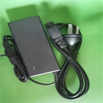 博林豪特 充电器 TRG70A180 