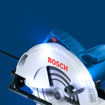博世 电动圆锯 GKS 235 turbo 2050W 235mm 90°:85mm;45°:65mm 插电 是 不锈钢;塑料 220V 190 7.6kg 5300/min 工具钢;硬质合金 1台/