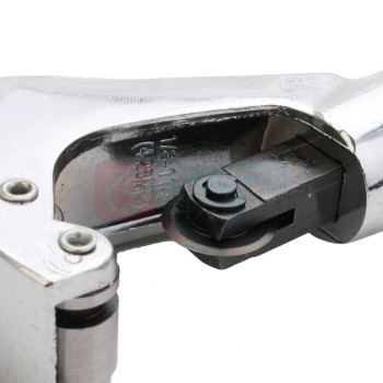 鹰之印 YING ZHI YIN 切管器刀片 BST-03932 (配03922、03923)