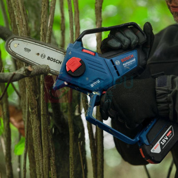 博世 BOSCH 18V锂电手持小链锯(225mm) GKE18V-15 06008D70K0