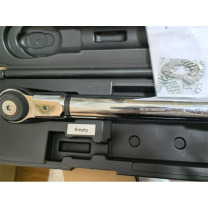 英示 可换头蓝牙数显扭矩扳手(不含检测) IST-18W200A 40-200N.m