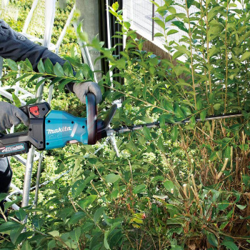 牧田 MAKITA 充电式篱笆修剪机 UH007GZ 750mm双刃 裸机