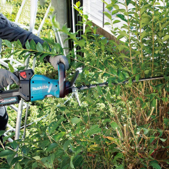 牧田 MAKITA 充电式篱笆修剪机 UH007GD201 750mm双刃 2.5Ah