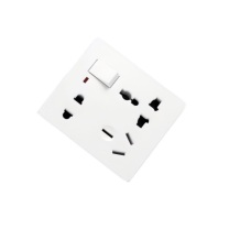 国际电工 8孔多功能插座 10A/16A通用86型 86*86mm