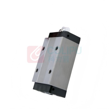 THK 滑块 SHS25LR
