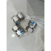 日丰 直通接头 DN20 内丝20*20 (本色)
