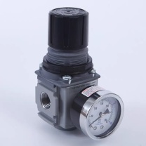 派克 PARKER 调压阀 P32RB14BNGP 3119参数:P MAX=20.7bar RANGE=0~8bar TEMP=-15°C~66°C. 含安装支架及压力表