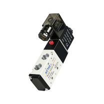 三通正一 气动电磁阀 4V210-08 