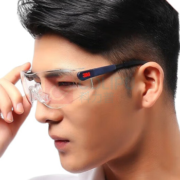 3M 超轻舒适型防护眼镜 防雾防刮擦镜片 10196