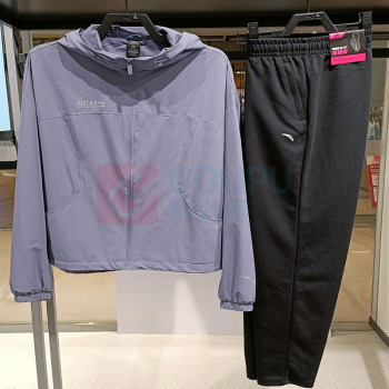 安踏 女款梭织连帽秋款外套长裤套装 FNC-158-2 